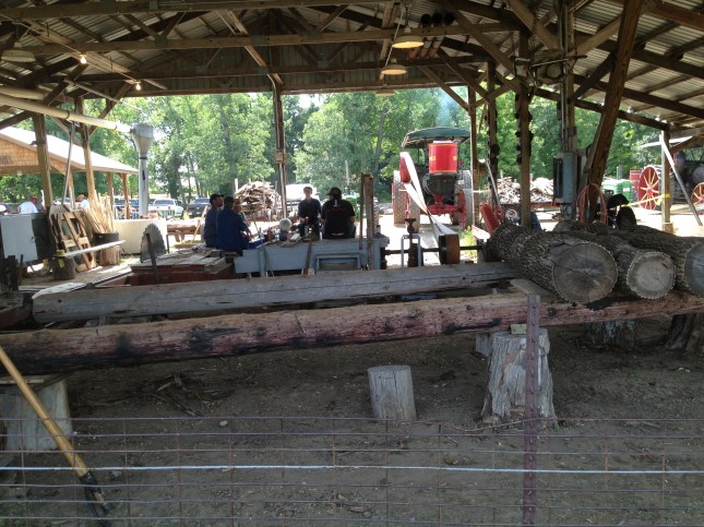 Cutting logs into boards